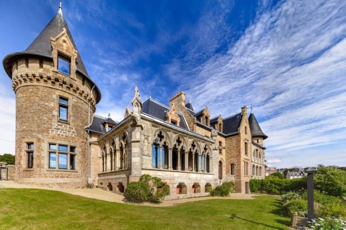 The 15 Best Airbnb Castles In Europe - Flourishmentary