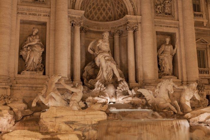 trevi fountain in rome