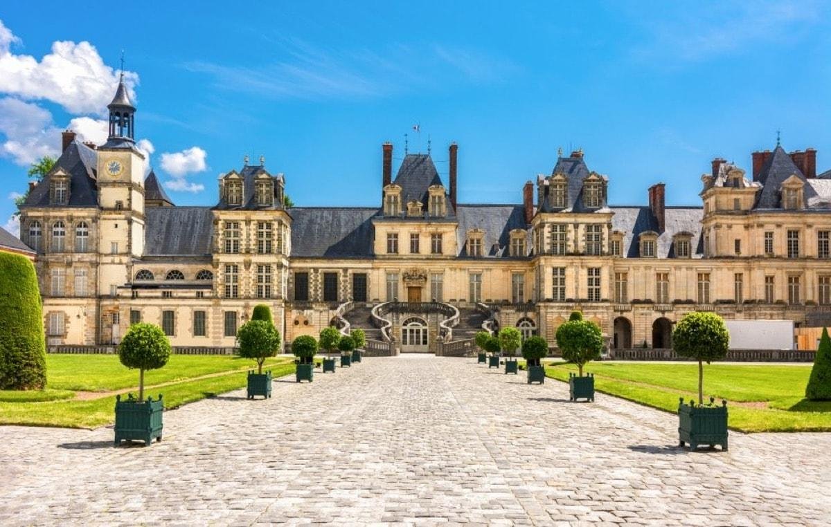 Virtual Tour: Château de Fontainebleau