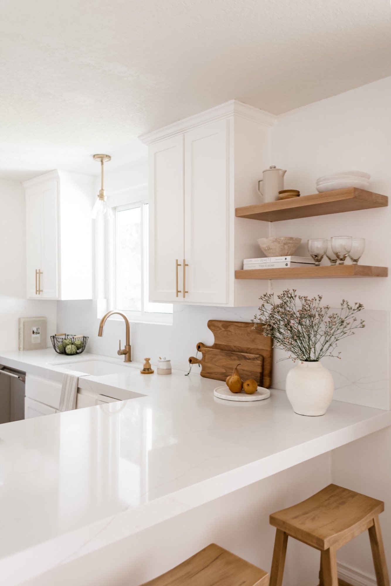 How to Decorate Your Kitchen Countertops Like a Pro: My 10 Tips